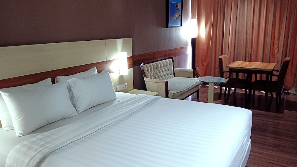 Hotel California Bandung 16/42