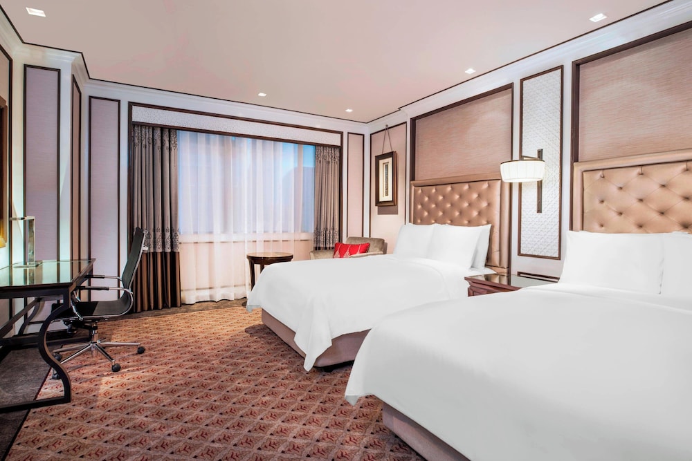 غرفة عائلية بسرير كينج، THE ATHENEE HOTEL, A LUXURY COLLECTION HOTEL BANGKOK 2/6