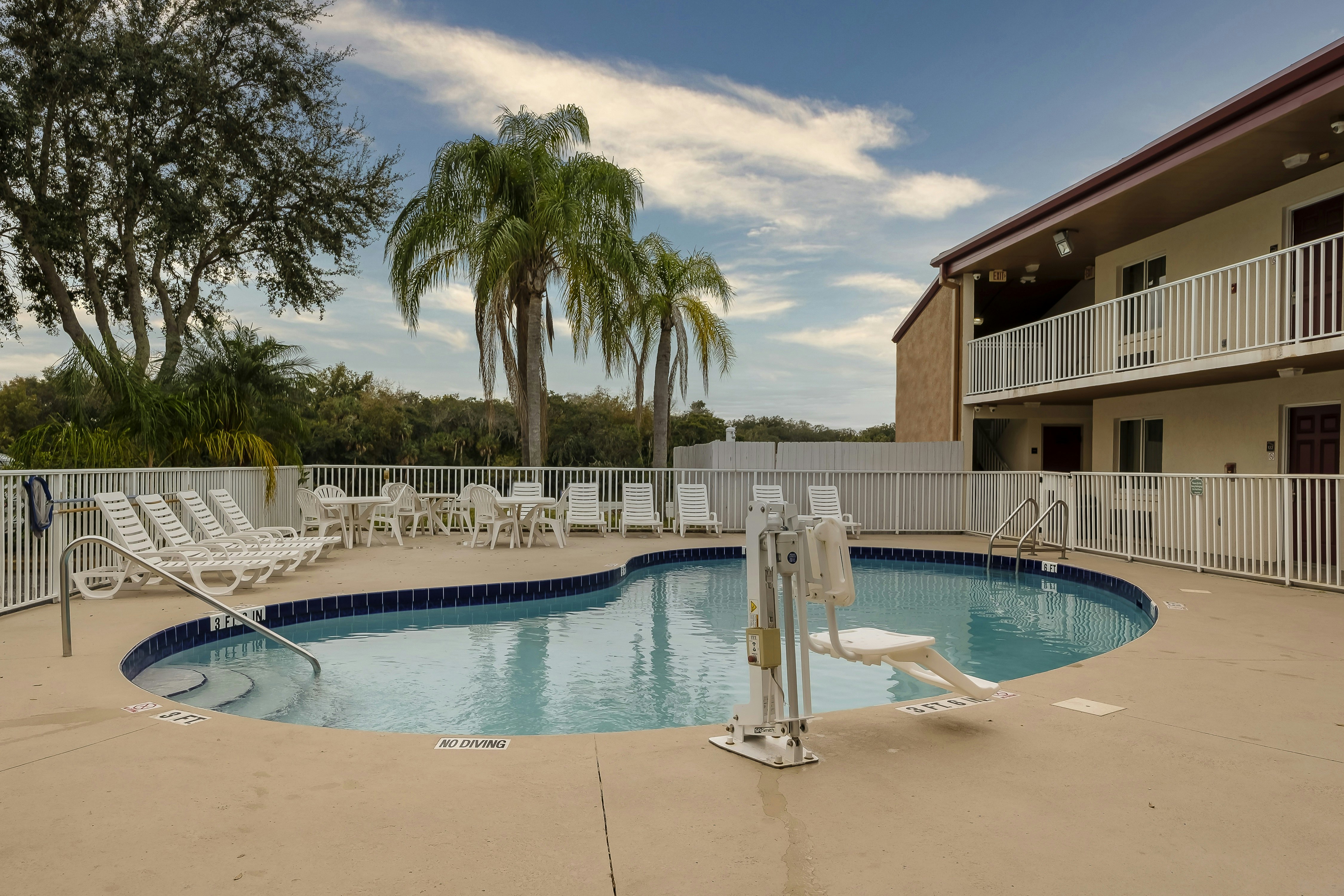 Red Roof Inn Ellenton - Bradenton NE 18/18