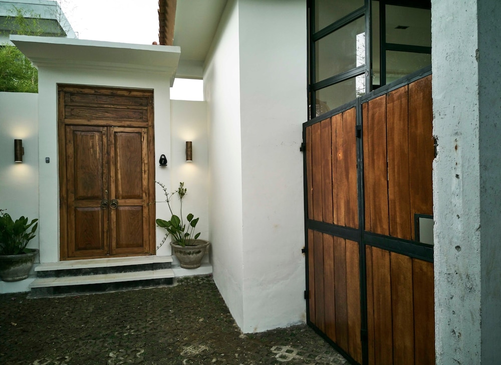 Villa Beraban Seminyak 50/50