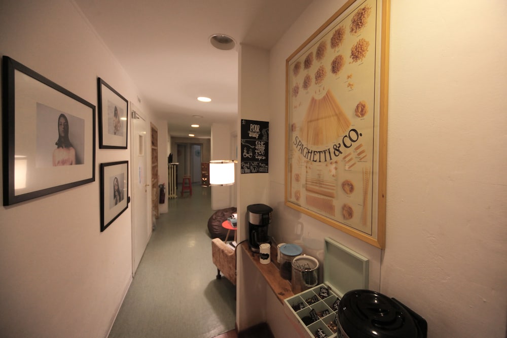 Dopa Hostel 23/39