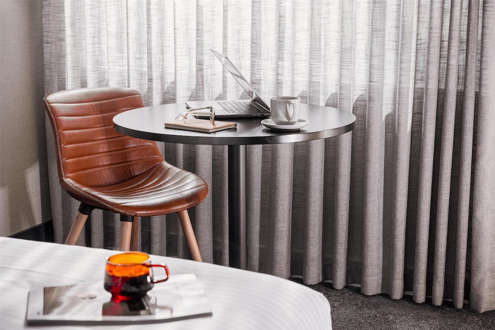 Hotelmotel Adelaide 33/37
