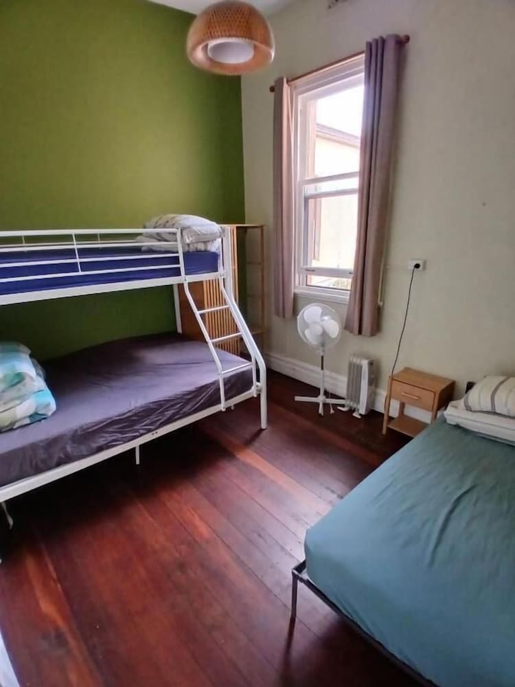 1849 Backpackers Hotel 13/50