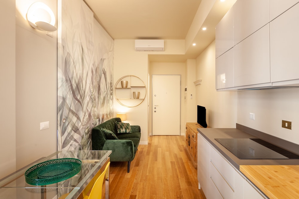 easyhomes - Vincenzo Monti 9/21