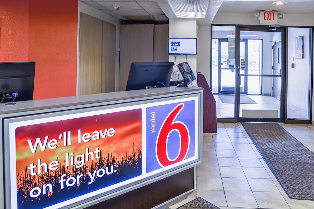 Motel6 Duluth, MN 12/59