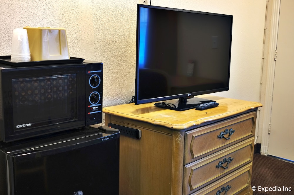 Anaheim Discovery Inn & Suites photo2