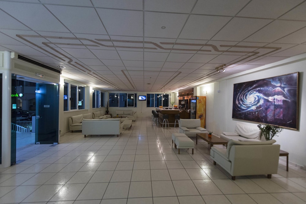 Galaxy Hotel 2/25