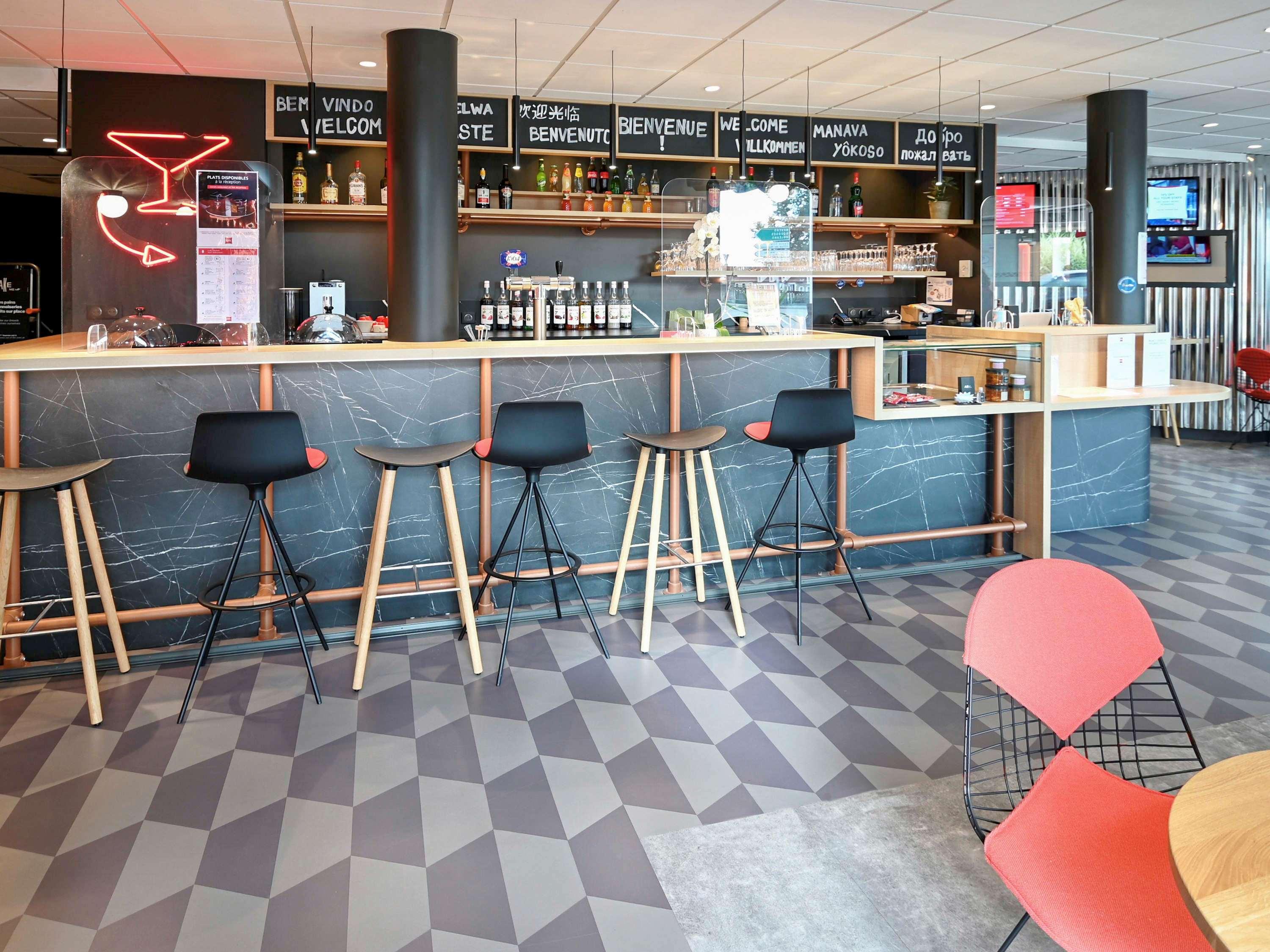 Ibis Auxerre Centre 26/50