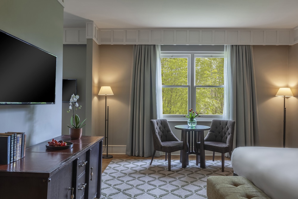 Lough Eske Castle 58/77