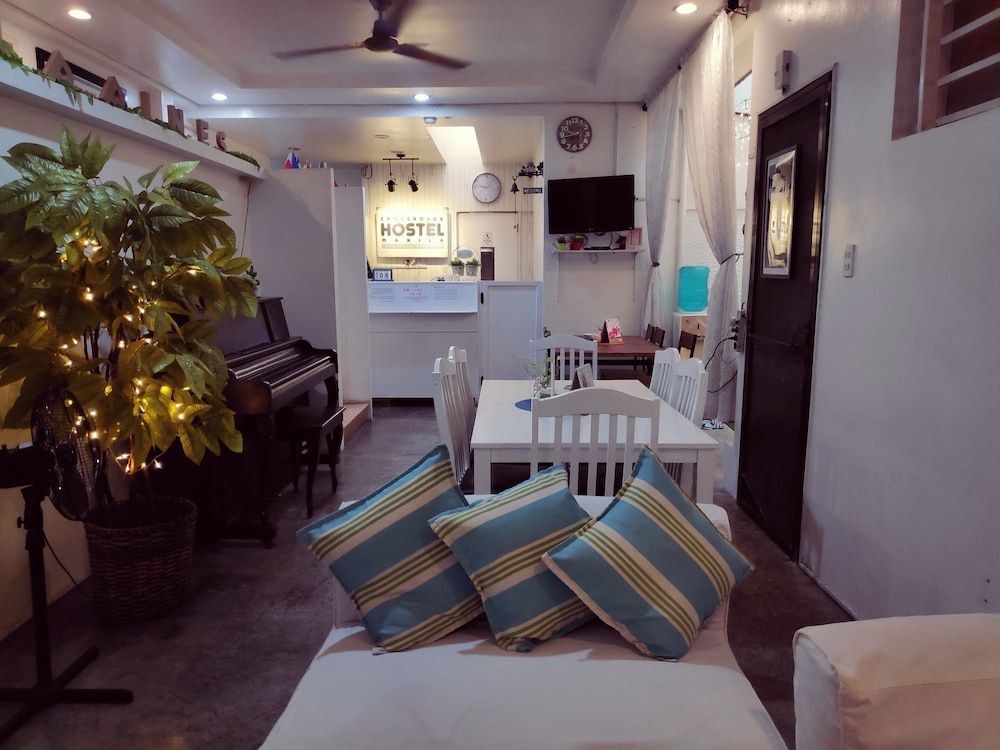 Crossroads Hostel Manila 31/46
