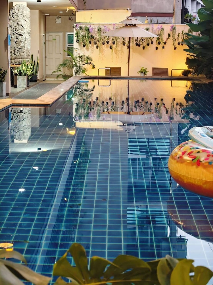 Chiang Mai Waroros Boutique Hotel (ex Baan Tai Wang Chiangmai) 6/71