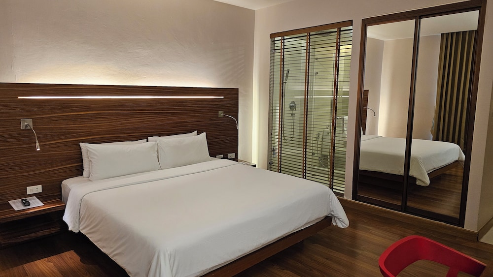 Sacha Hotel Uno 18/50