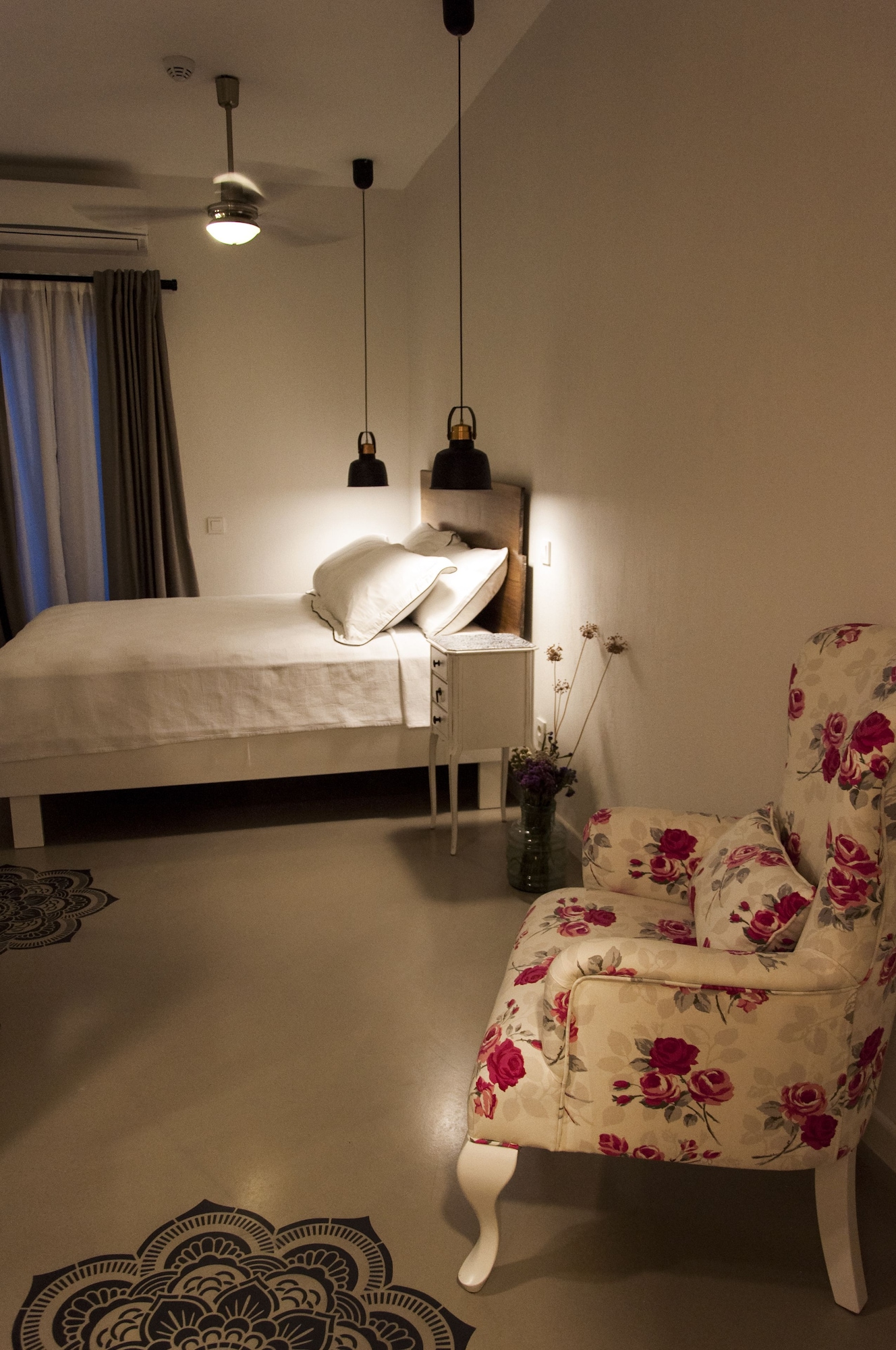 DELUXE, DOUBLE BED, BALCONY