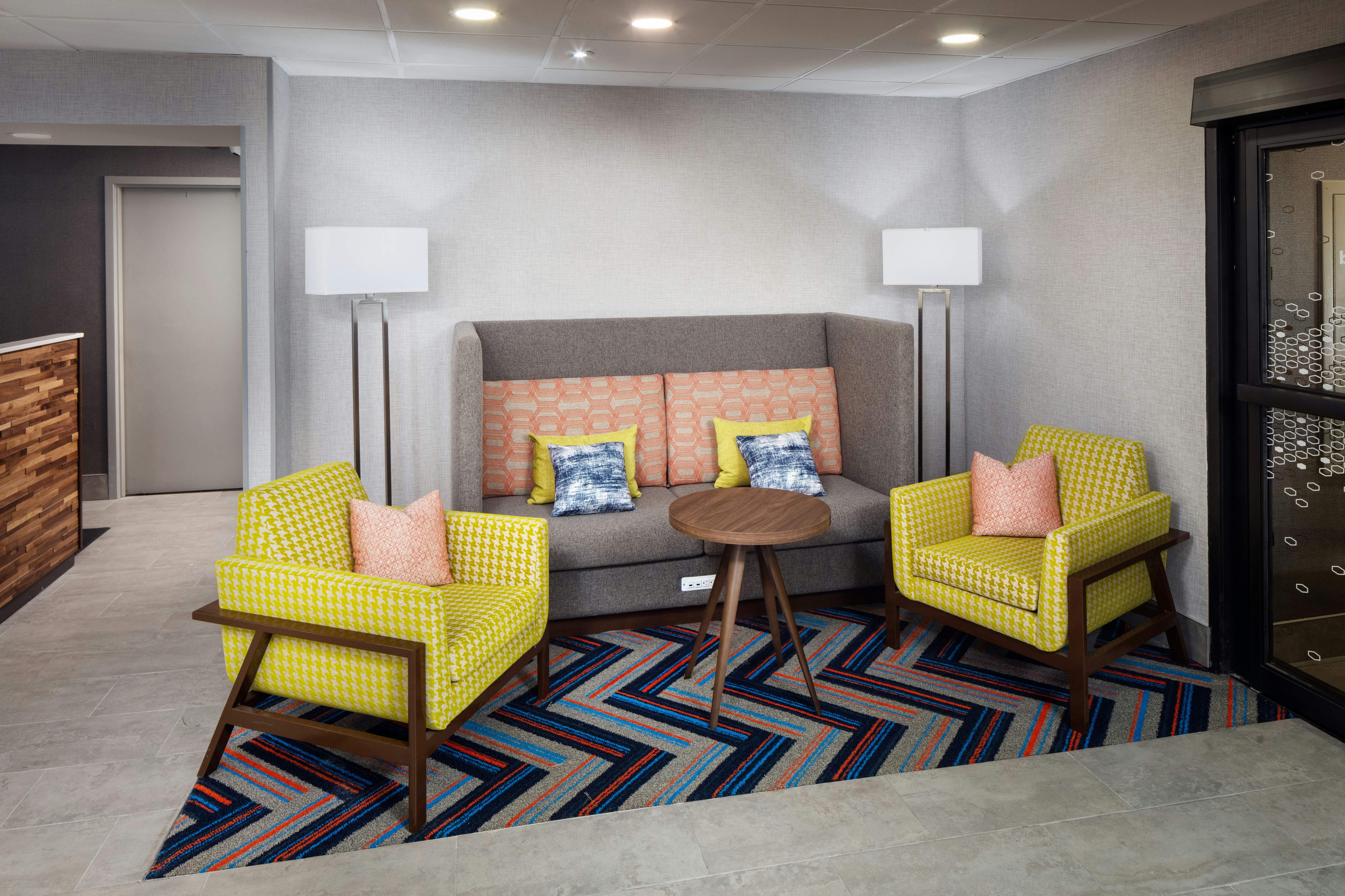 Hampton Inn Atlanta-Northlake 24/43