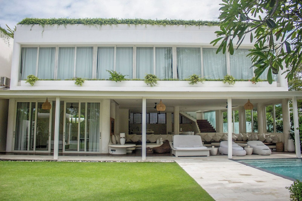 Eden the Residence at the Sea 5/64