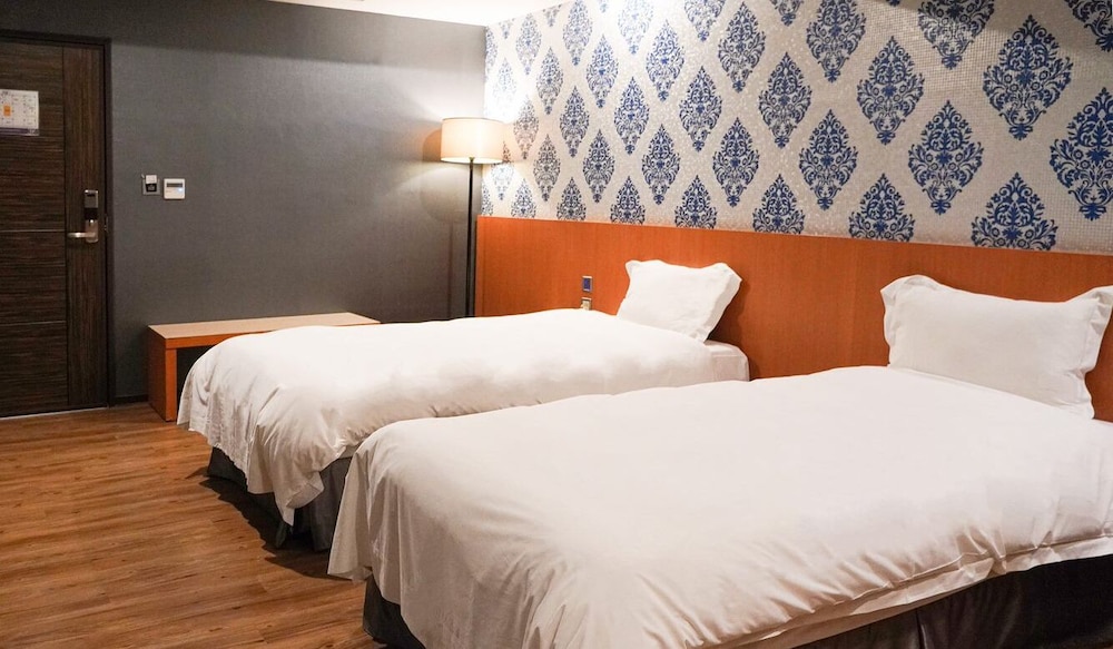 Talmud Hotel Yi Zhong Branch 26/50