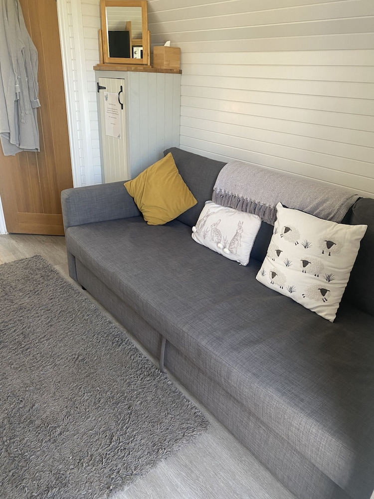 The Juniperlea Inn 33/46