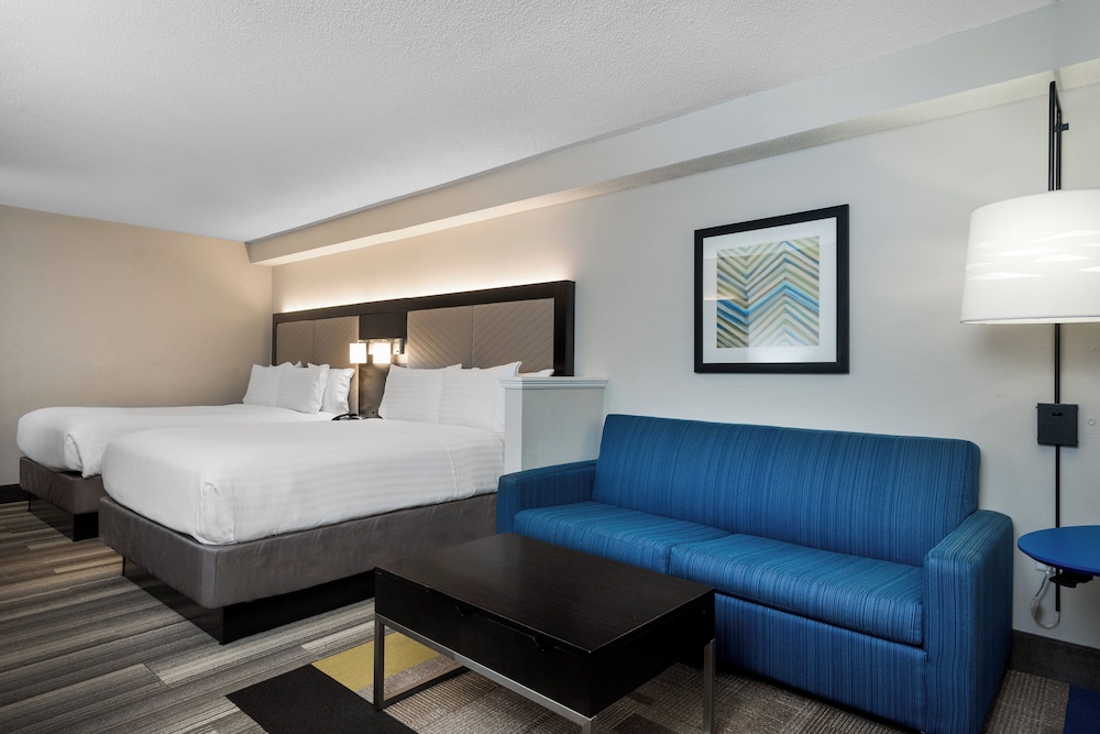 Holiday Inn Express and Suites Florence I-95 and I-20 Civic Ctr, an IHG Hotel 55/70