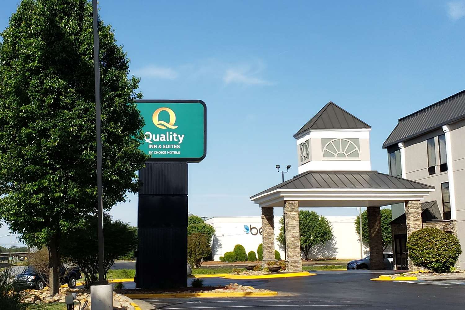 Quality Inn & Suites Lexington South 32/36