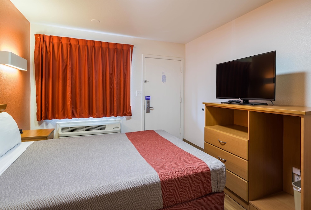 Motel6 Concord, CA 14/38