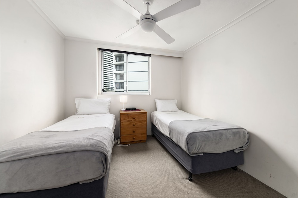 Sandpiper Apartments 17/71