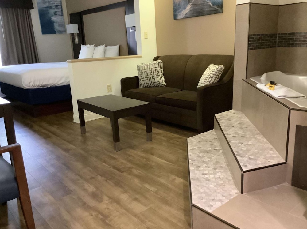 Best Western Plus Madison Inn 30/53