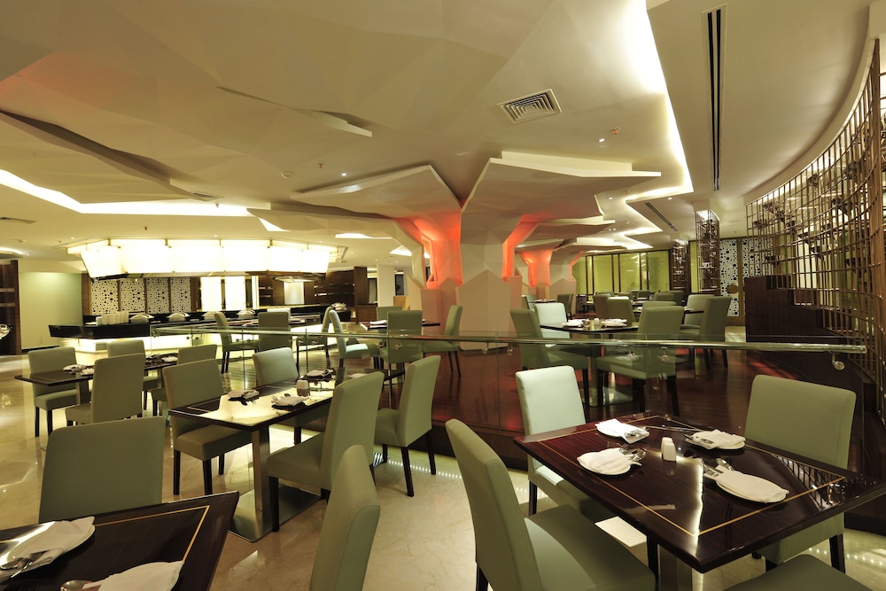 Ming Garden Hotel And Residences 51/69