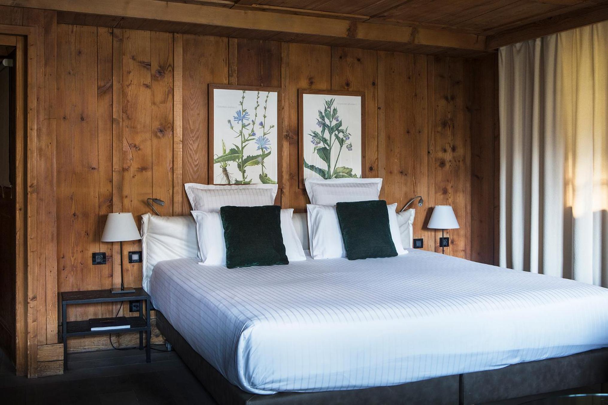 Prestige, Double or Twin Bed, Street View