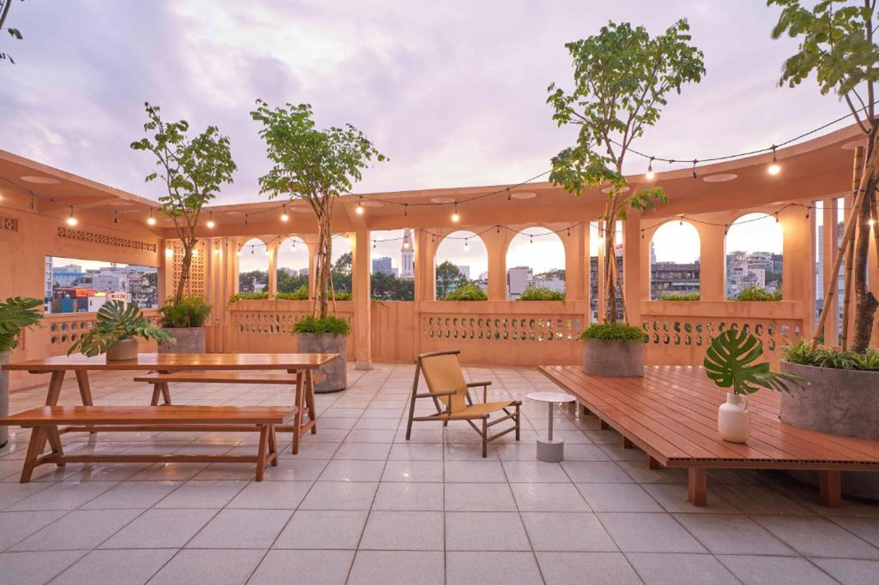 Express By M Village Pham Ngu Lao, a brand of Modern Village Lifestyle 25/27