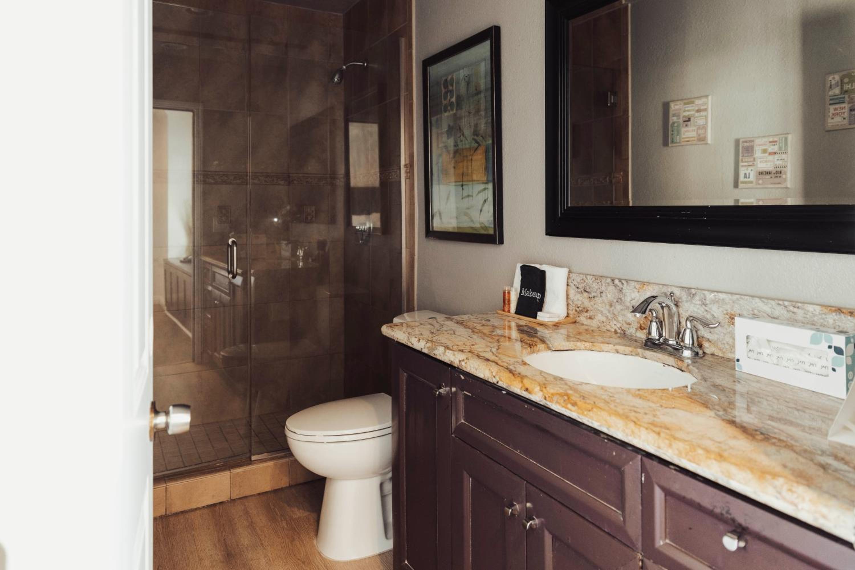 Family Suite, Dixie, 2 Bathrooms، The Dixie Hollywood 8/10