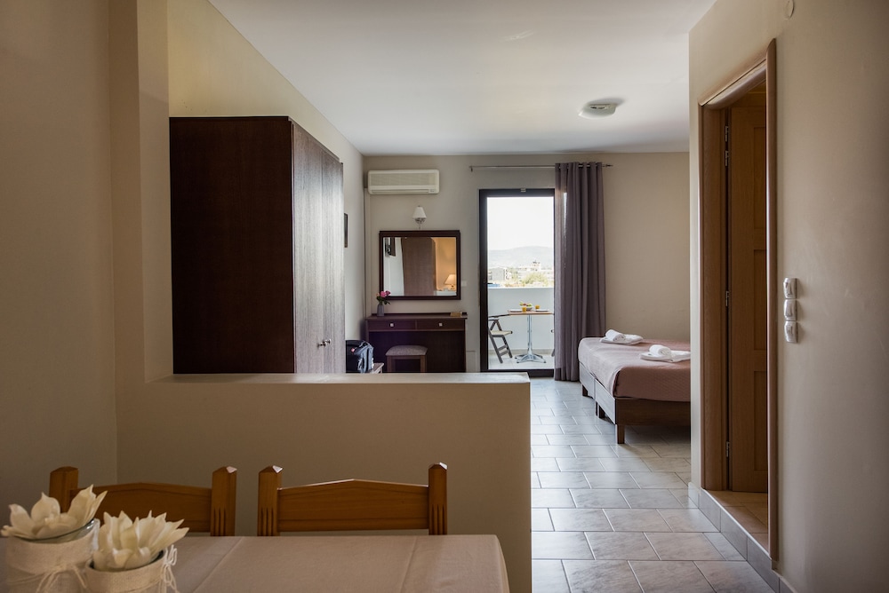 Mirtilos Studios Apartments 50/50