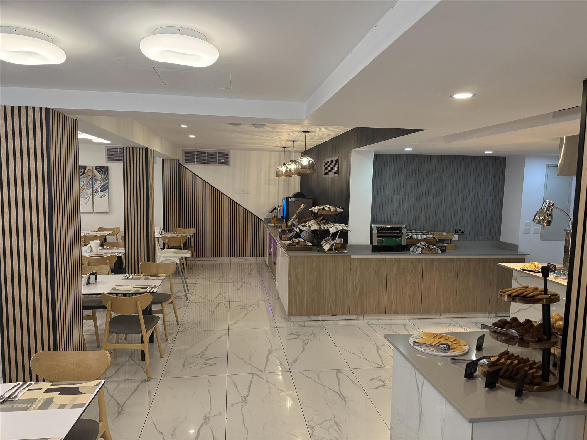Best Western Plus Larco Hotel 8/59