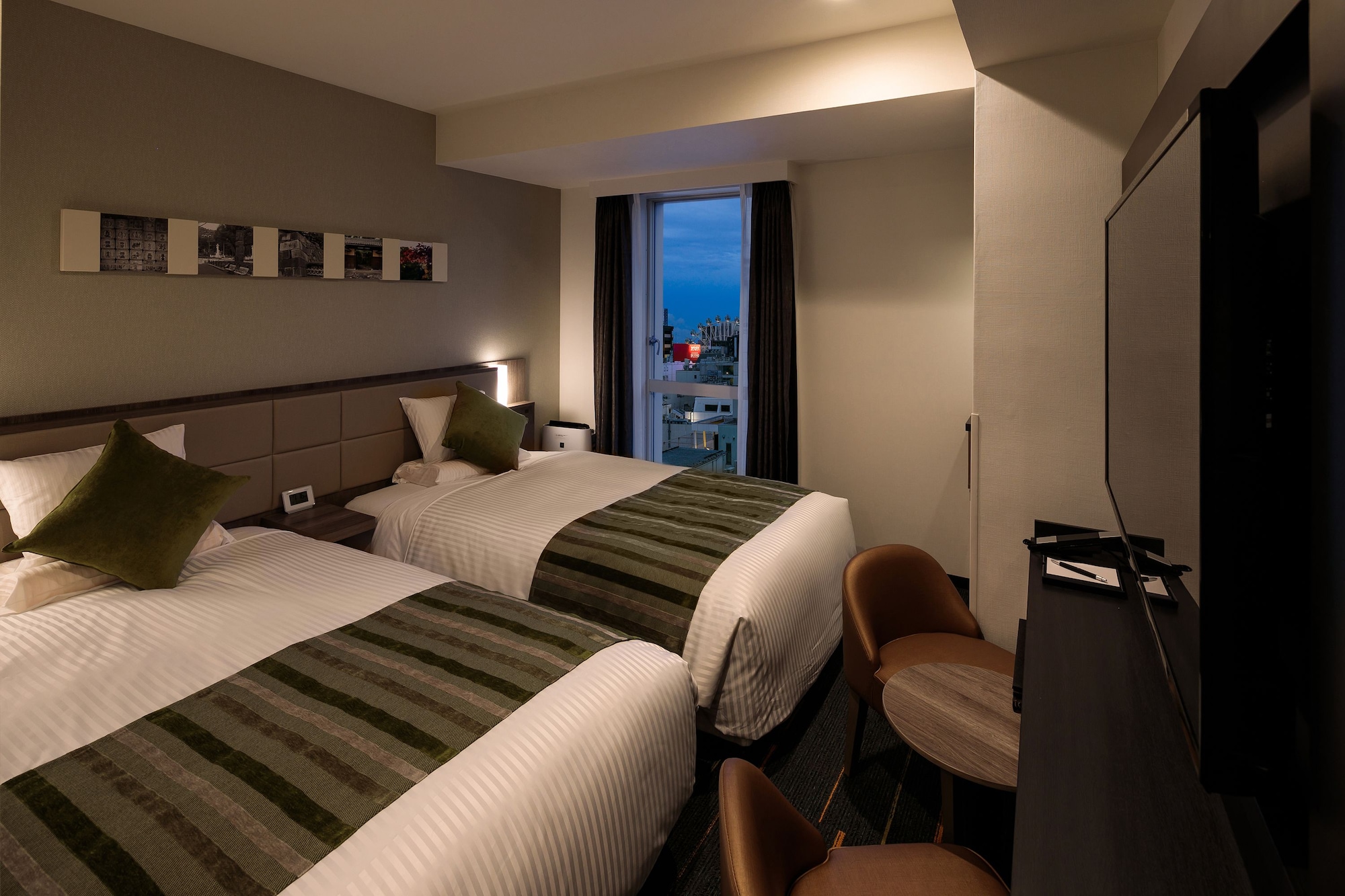 STANDARD, TWIN BEDS