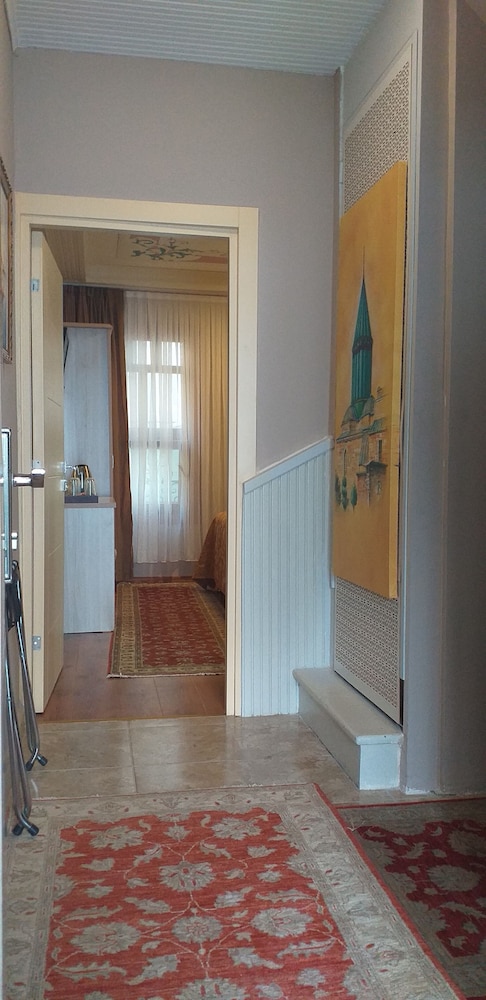 Sultans Royal Hotel 25/50