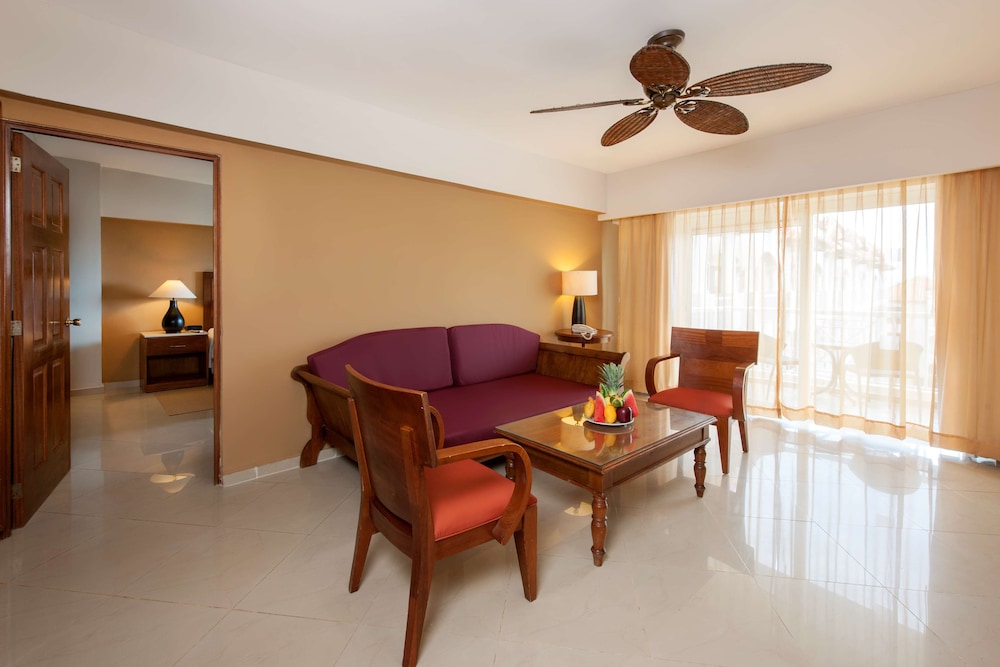 Occidental Caribe 30/50