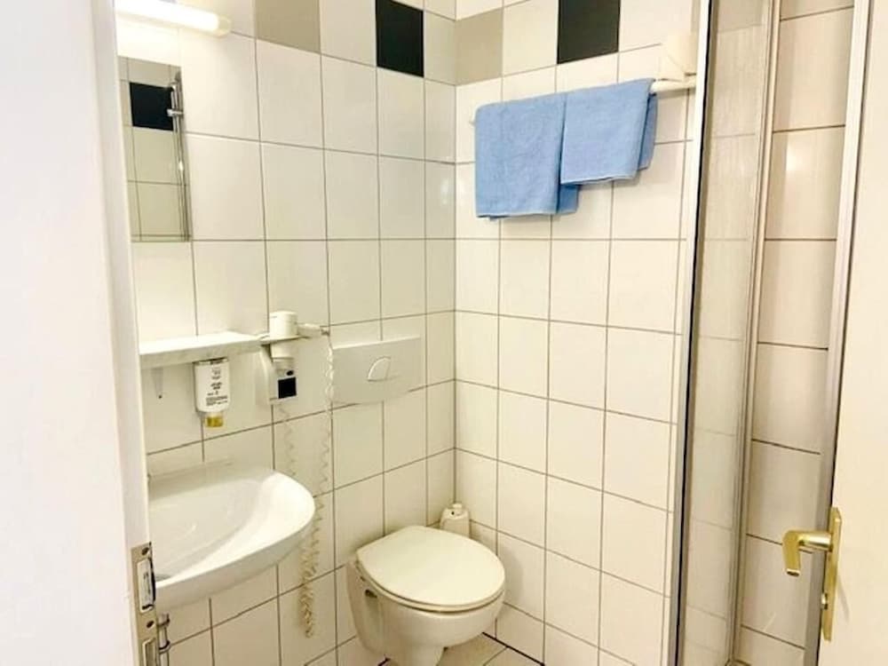 City Hotel Eisenach 30/30