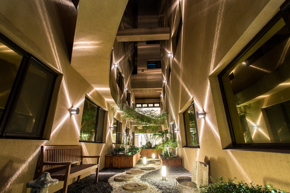 Pacific Hotel Seoul 32/38