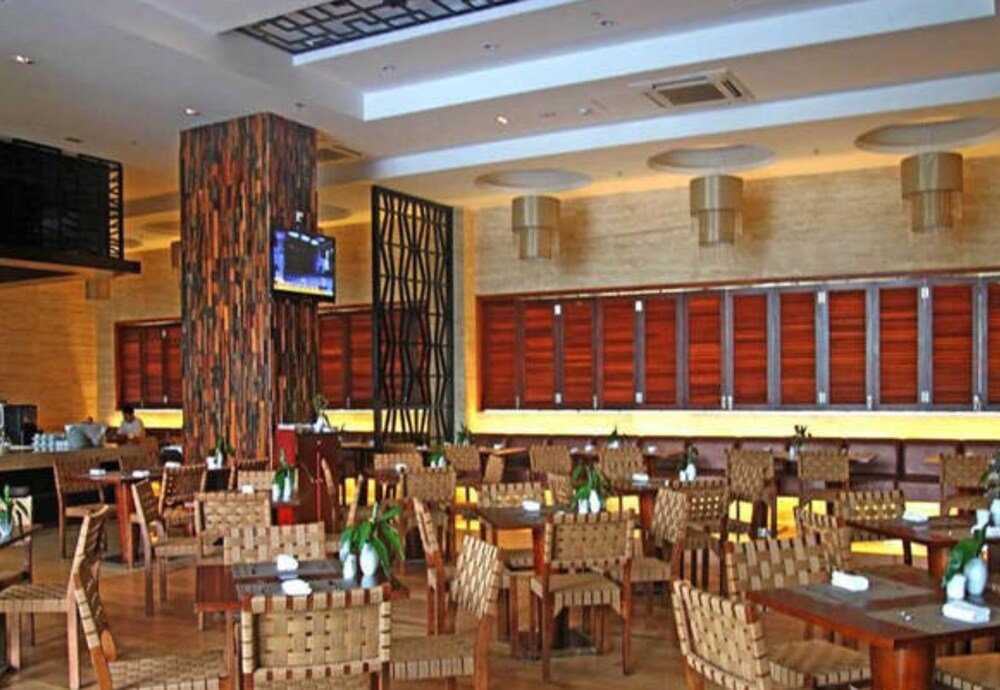 Sanya Serenity Coast Marina Hotel 48/61