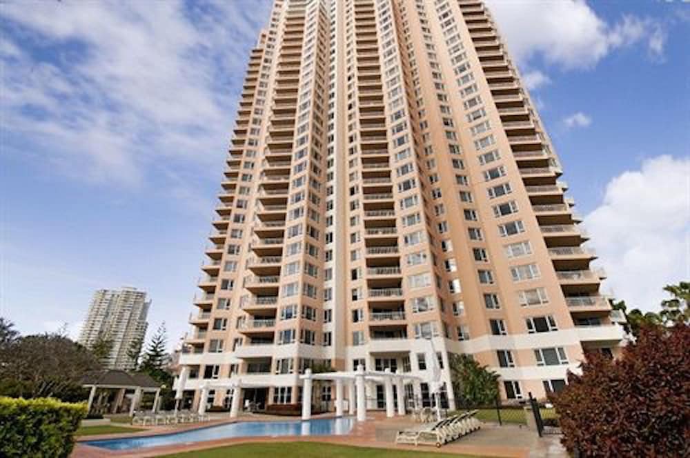 Belle Maison Apartments 4/72