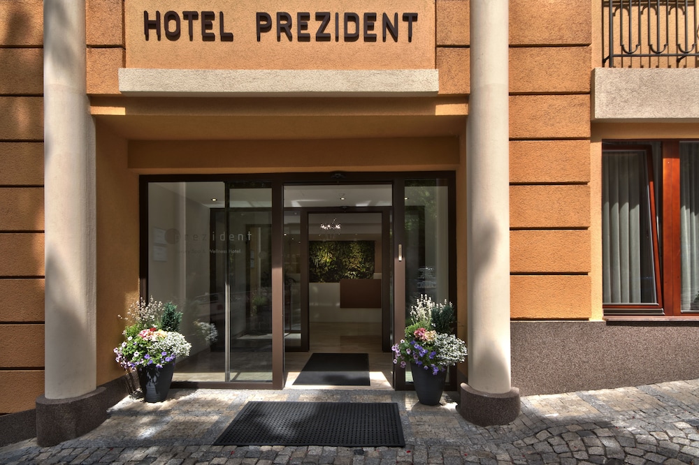 Luxury Spa & Wellness Hotel Prezident 2/68