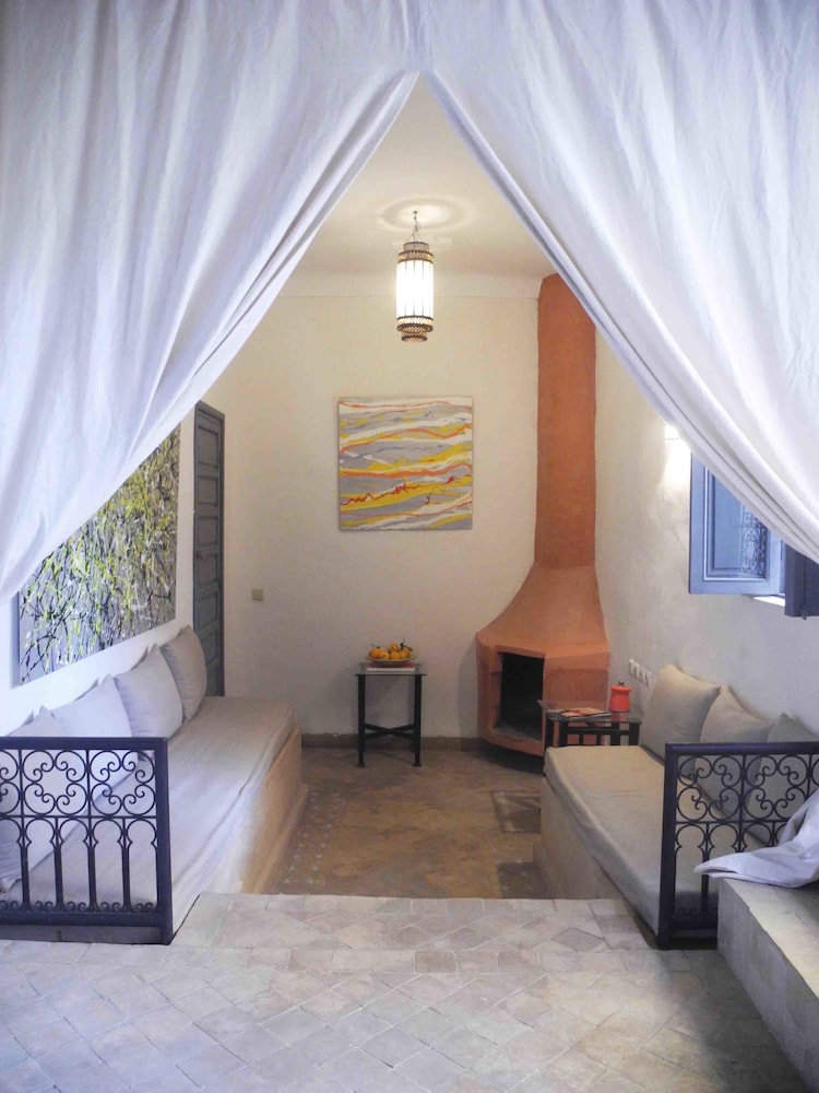 Riad Linda 25/43