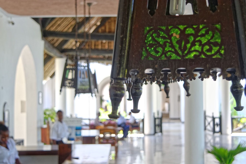 Kaskazi Beach Hotel 4/36