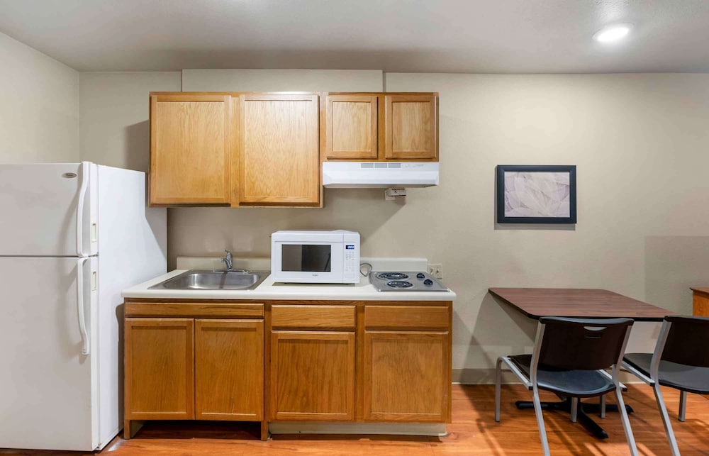 Extended Stay America Select Suites - Lubbock - South 27/36