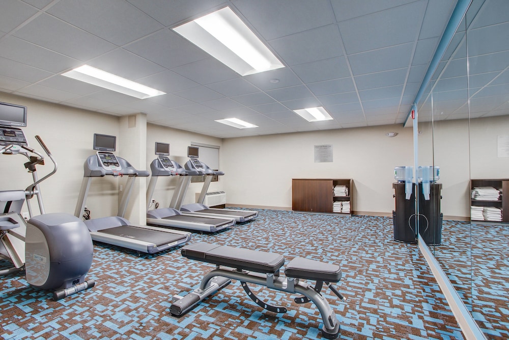FAIRFIELD INN BY MARRIOTT BURLINGTON WILLISTON 28/40