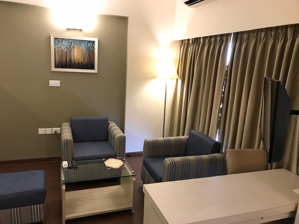 Starlit Suites 26/50