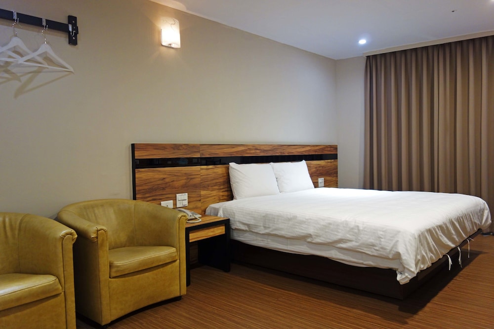 TopL Hotel 11/30