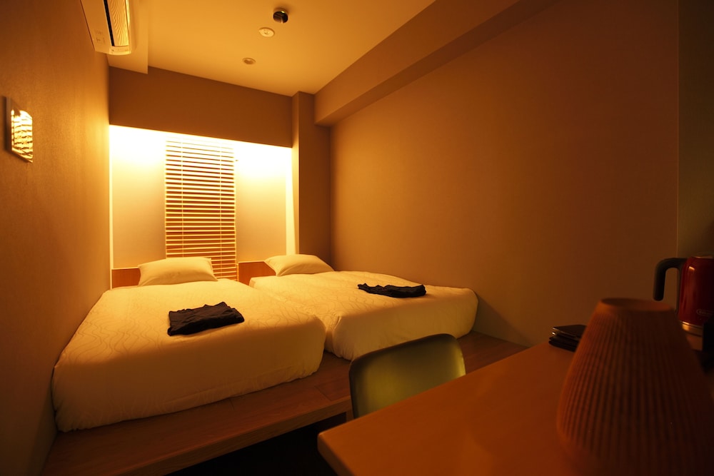 Amanek Ginza East 17/57