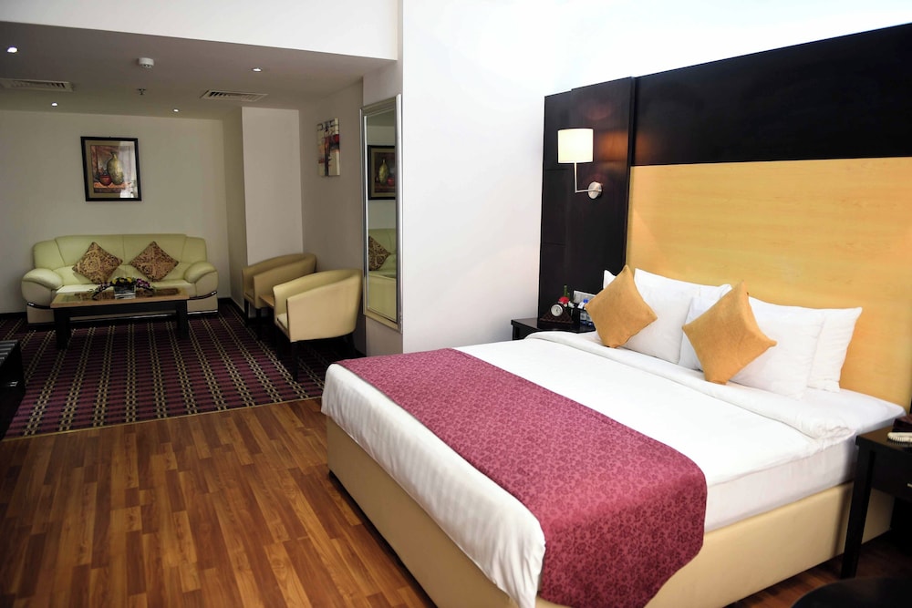 JUFFAIR GATE HOTEL 13/52
