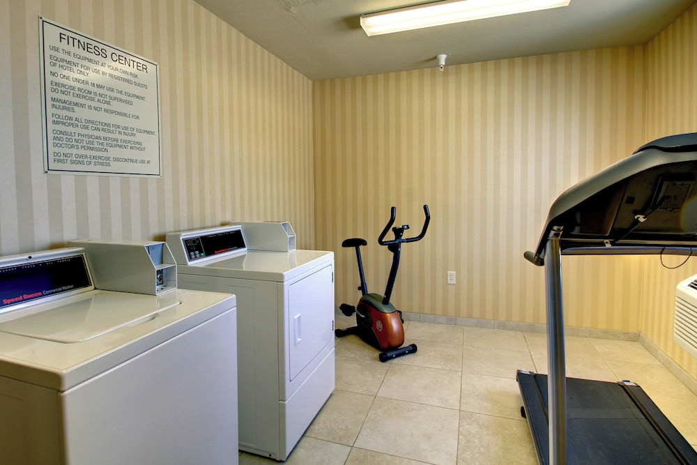 Cobblestone Inn & Suites - Carrington 36/67