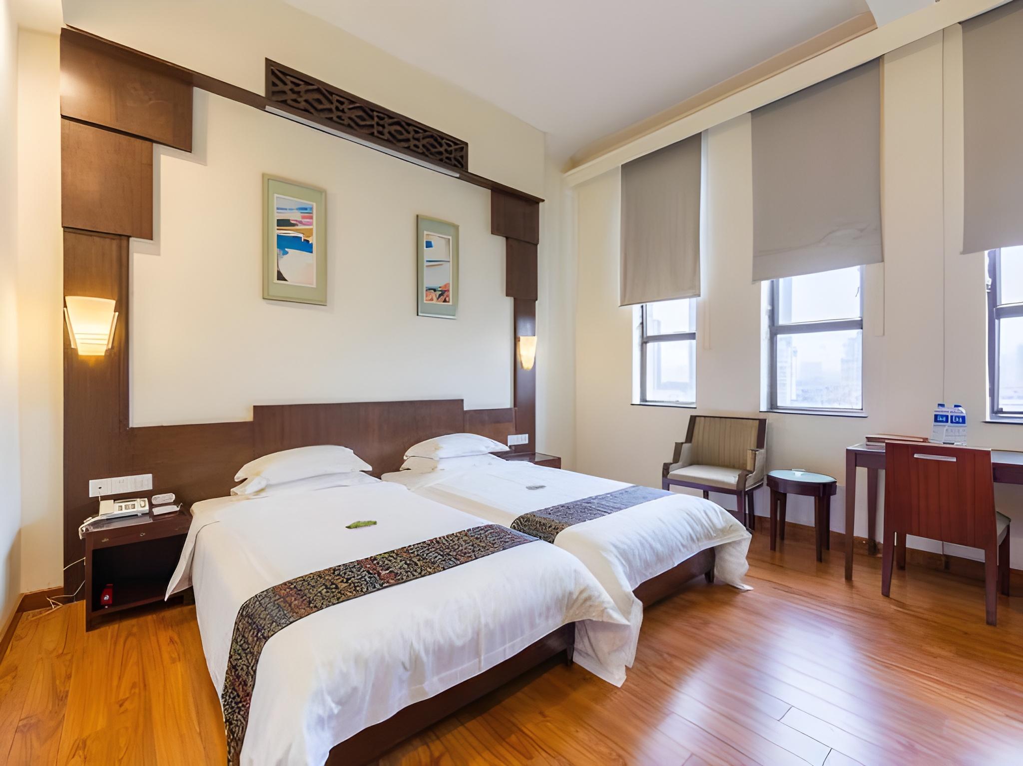 ROOM, 2 BEDS, RIVER VIEW, LARGE